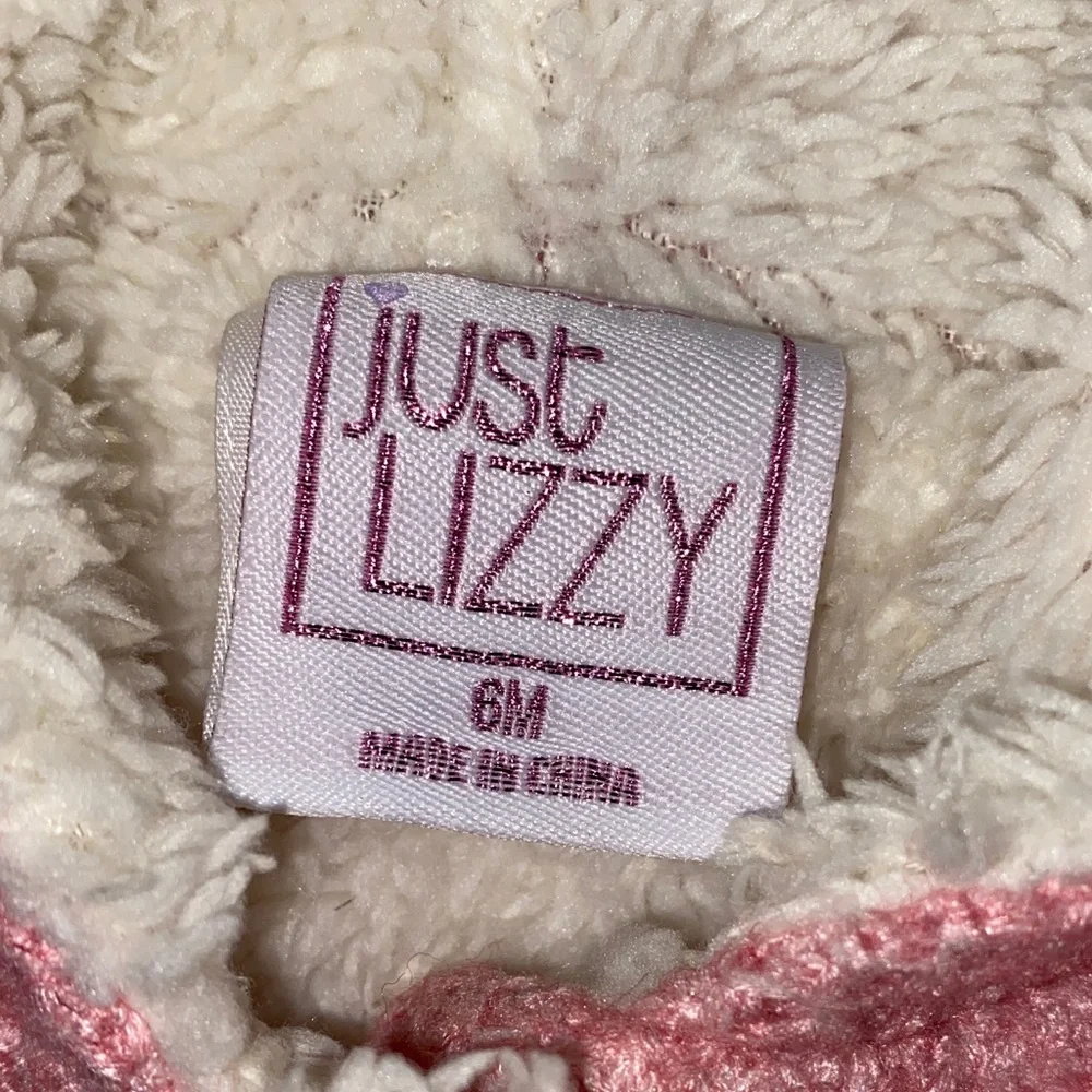 Just Lizzy • Hooded Coat - Picture 2 of 4